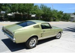 Ford Mustang Fastback 